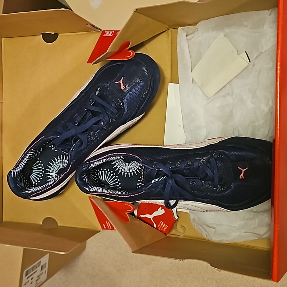 Puma Sneakers